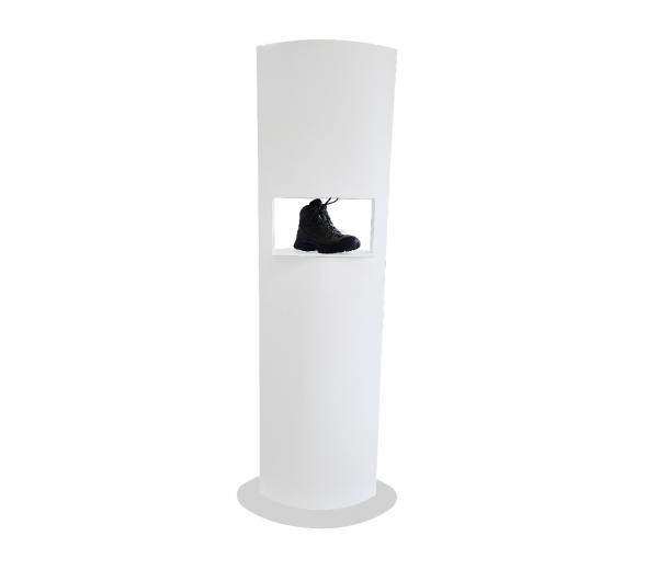 Ovalen totem met plankje